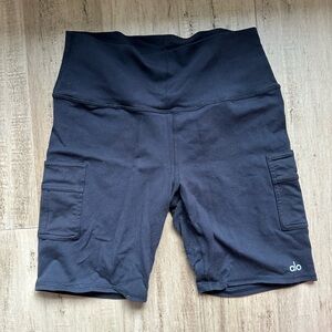 Alo biker shorts large
